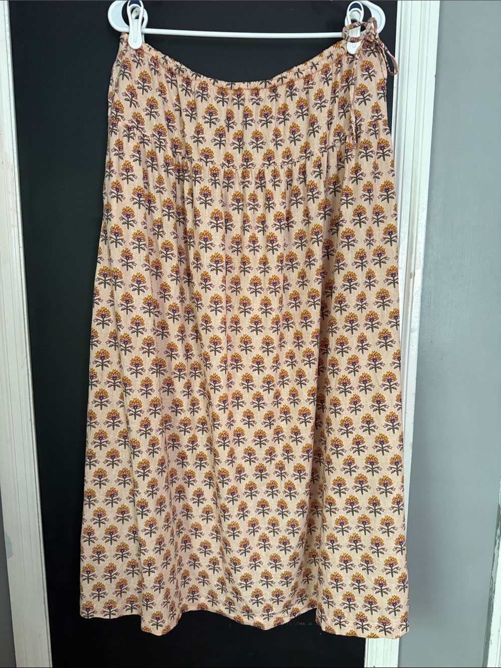 LOFT beach 2026 Linen Blend Floral Maxi Skirt Size: L Retro - Picture 3 of 8